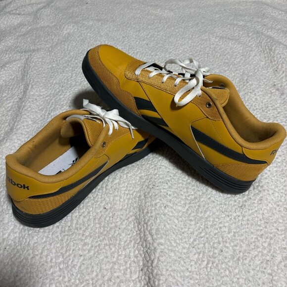 Reebok Sneakers - Picture 1 of 4